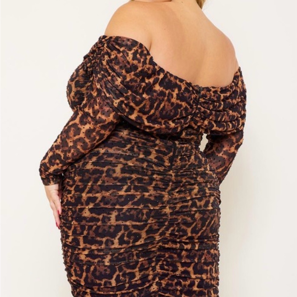 Leopard Print Off-Shoulder Dress - Picture 3 of 3